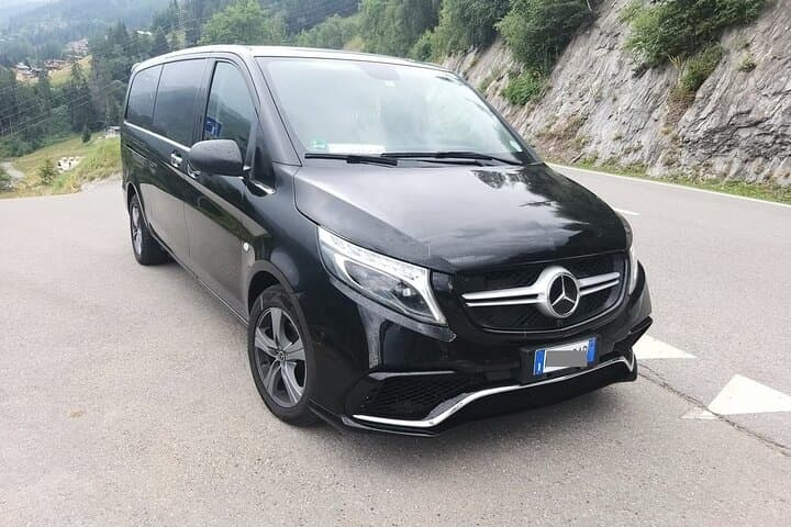 Geneva Airport (GVA) to Chamonix (FR) - Arrival Private Transfer