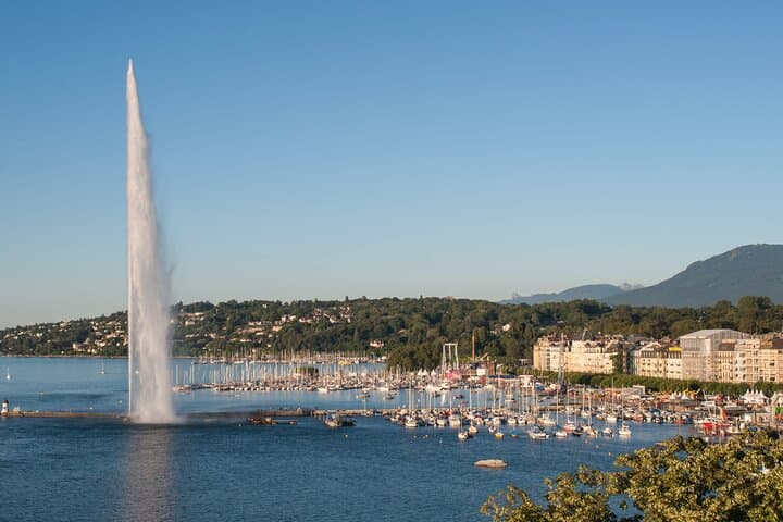 3-Hour Private Walking Tour in Geneva