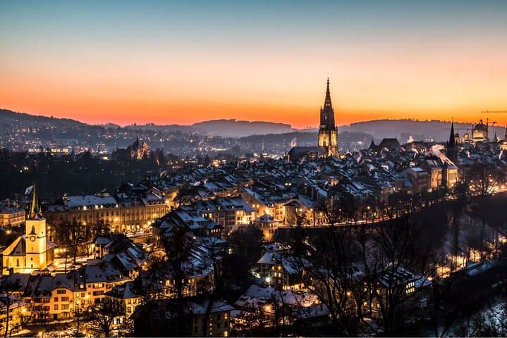 Bern : Private Walking Tour with a Local Guide (Private tour)
