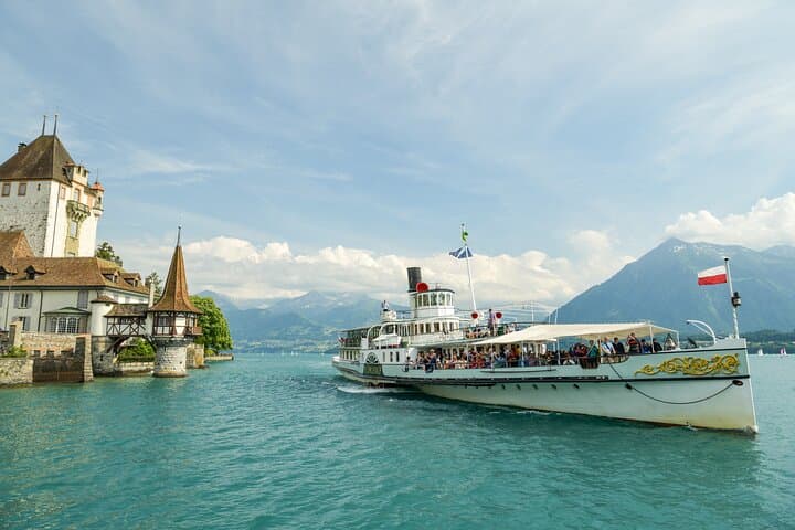 Attraction Ticket:Unlimited Boat Pass for Lake Thun & Lake Brienz