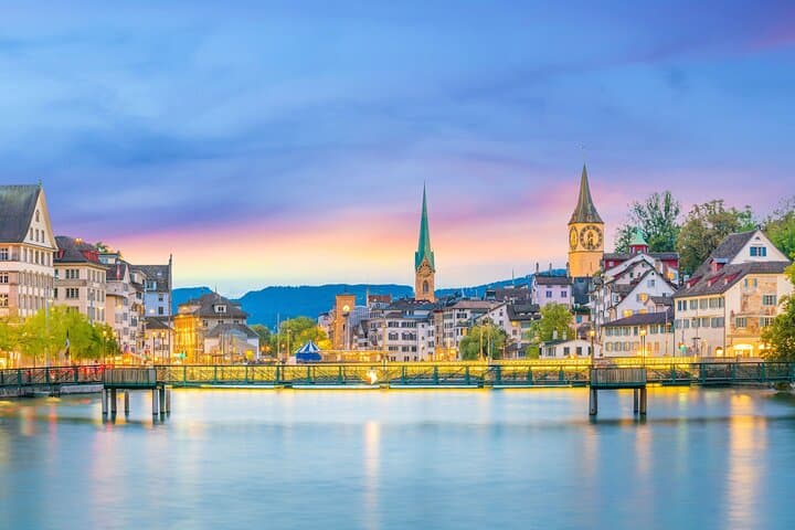 2 Hours Private Tour in Zurich