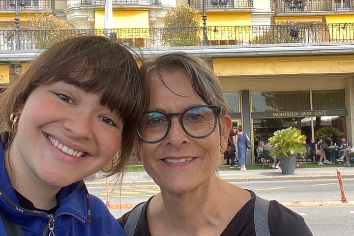 Montreux Self-Guided City Walking Tour & Scavenger Hunt