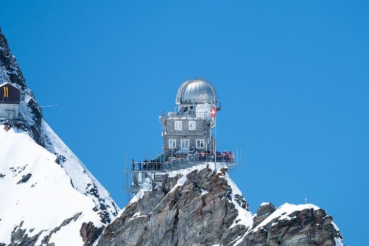 Full Day Private Tour from Zurich to Jungfrau and Interlaken