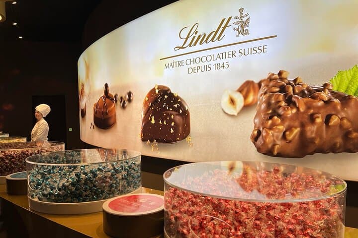 Private Tour of Zurich and LINDT Home of Chocolate