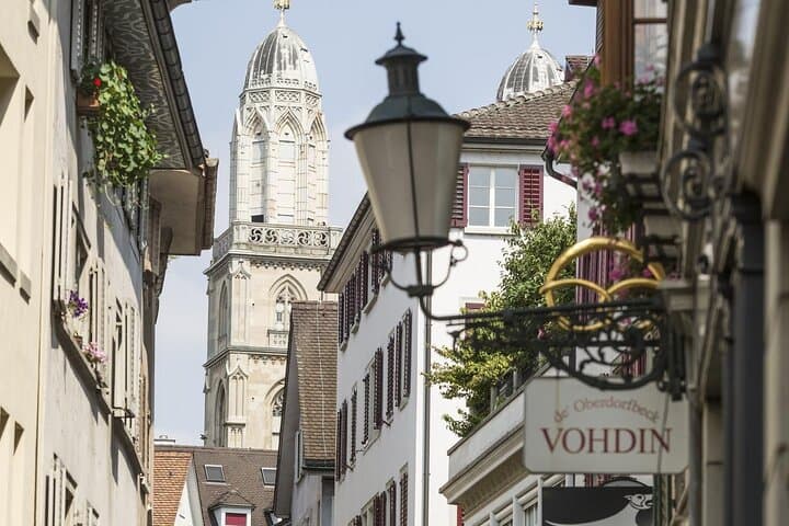 Private Tour of Zurich and LINDT Home of Chocolate