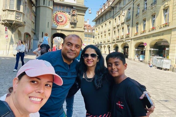 Bern Highlights and Hidden Gems on a Guided Walking Tour