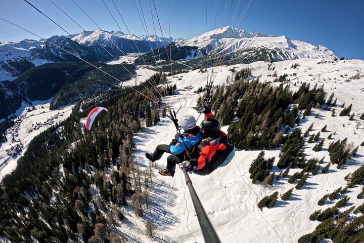 KLOSTERS: Paragliding For 2 - Couples (Video &Photos Incl.)