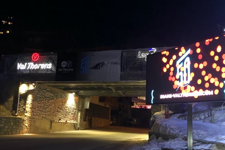 Geneva Ski Station Transfer to Val Thorens