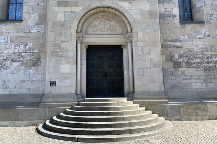 Self-Guided Audio City Tour in Zurich