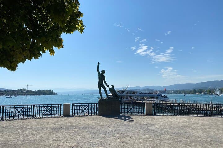 Self-Guided Audio City Tour in Zurich