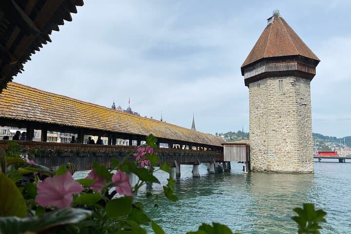 Revealing Lucerne: Self-Guided Reading City Tour