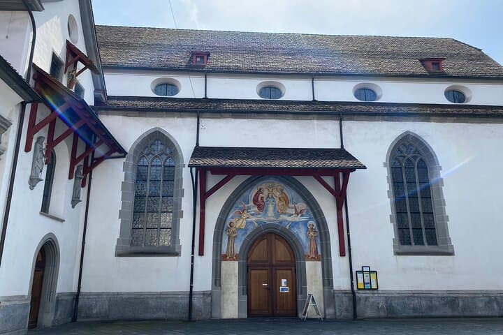 Revealing Lucerne: Self-Guided Reading City Tour