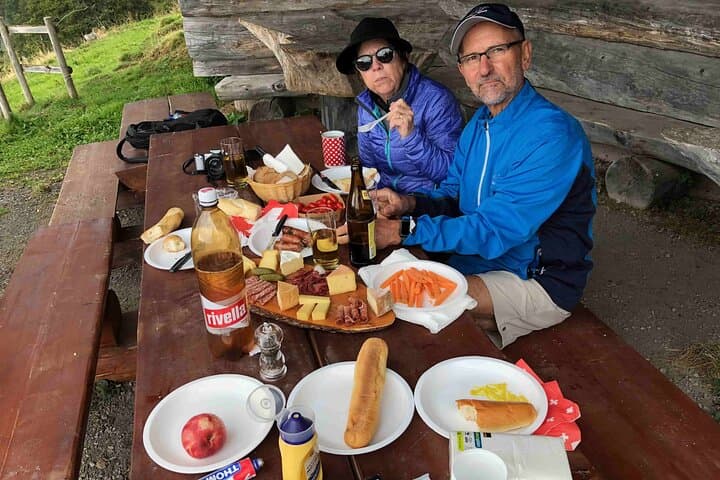 Private Guided Hike on Mt. Rigi with Farm Visit and BBQ