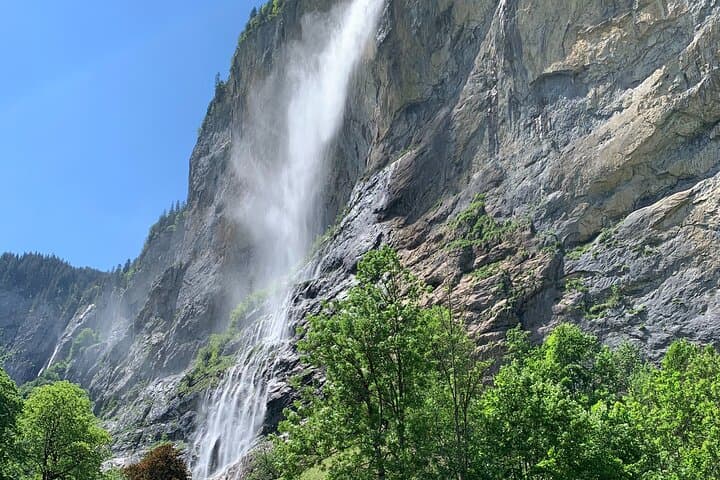 Lauterbrunnen, Jungfrau & Grindelwald Tour | From Basel