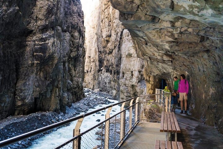 Glacier Canyon Grindelwald