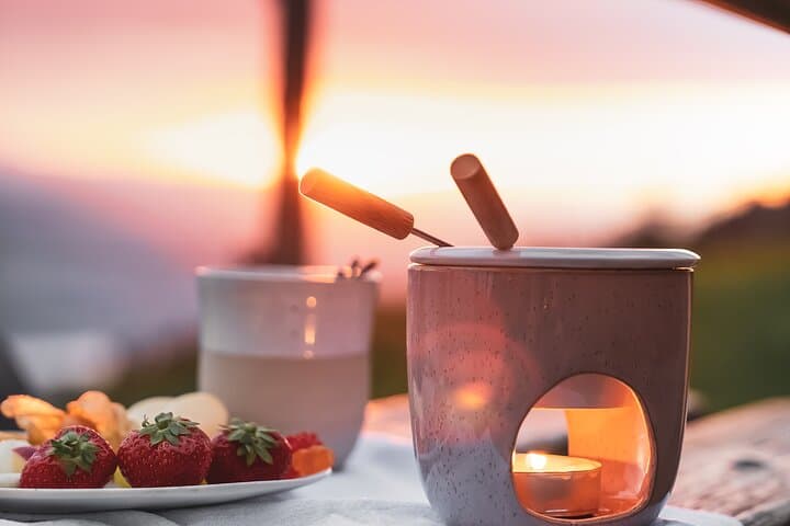 Chocolate fondue picnic on the Rigi