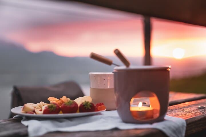Chocolate fondue picnic on the Rigi