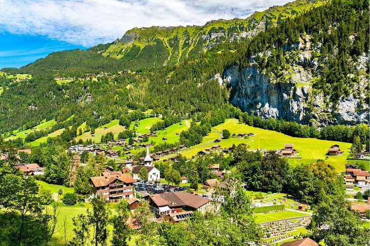Experience Swiss Countryside on Private Tour by Car from Lucerne