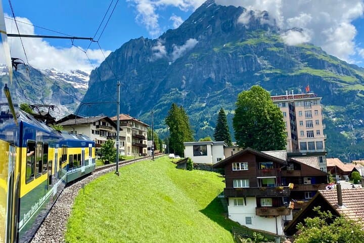 Lauterbrunnen, Jungfrau & Grindelwald Tour | From Interlaken