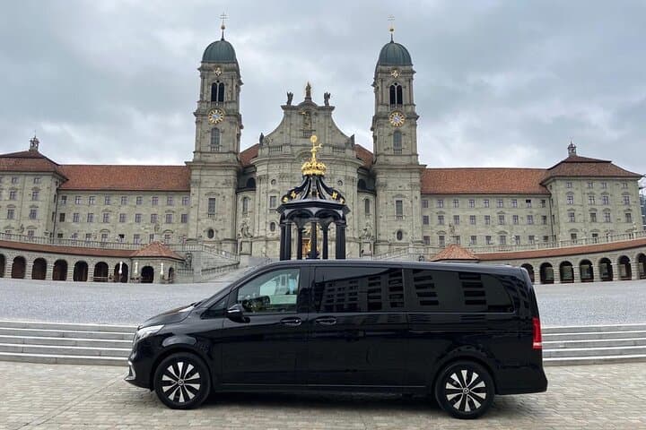 Private Airport Transfer in Geneva to Geneva Hotels