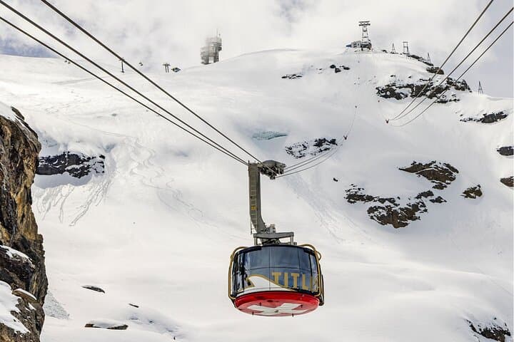 Small Group Tour to Mount Titlis & Interlaken by Car from Zurich