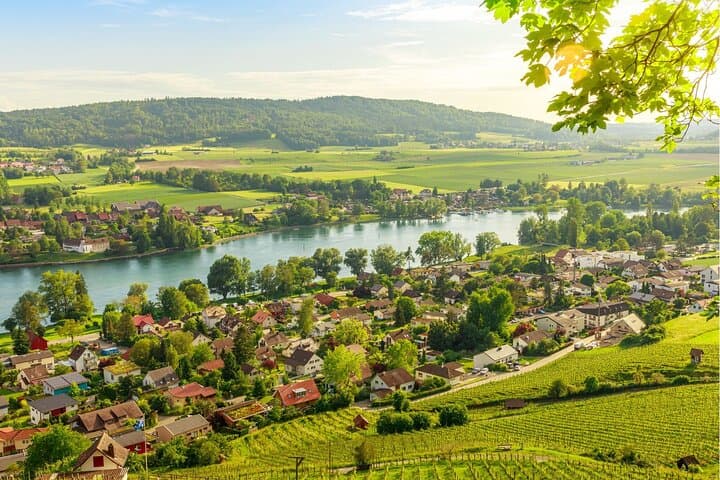 Lucerne: Private Car Tour to Rhine Falls, Titisee & Black Forest