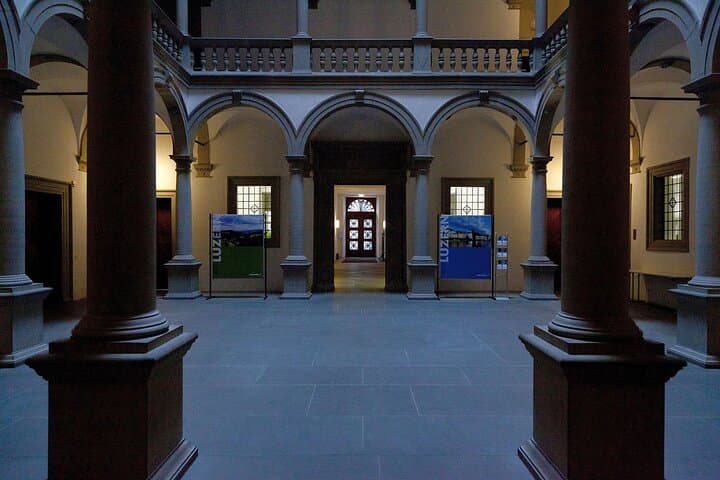 Ritter Palace court yard