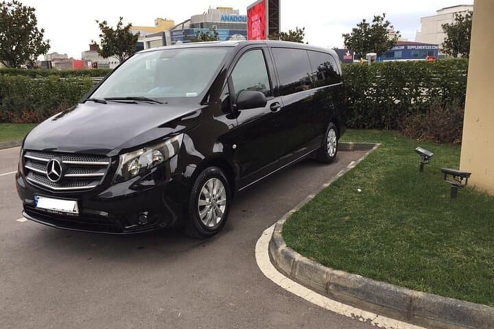 Arrival Private Transfer from Zurich Airport ZRH to Zurich City by Luxury Van