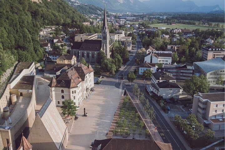 Private Daytrip by Car to Liechtenstein, Germany, Austria & Swiss