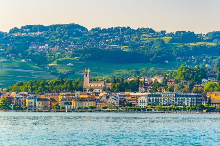 Private Car Tour to Gruyeres, Vevey, and Montreux from Lucerne