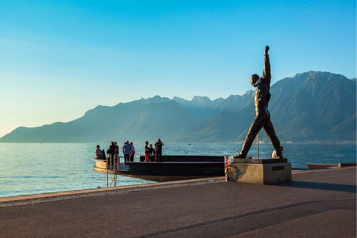Private Car Tour to Gruyeres, Vevey, and Montreux from Lucerne