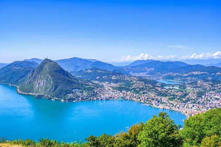 Private direct sightseeing transfer from Zurich to Lugano