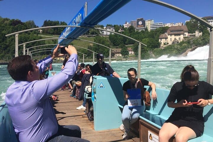 Rhine Falls Coach Tour incl. entry tickets from Zurich