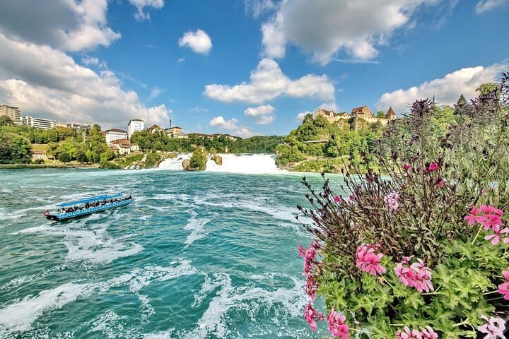 From Zurich: Rhine Falls, Chocolate & cheese Small Group Tour