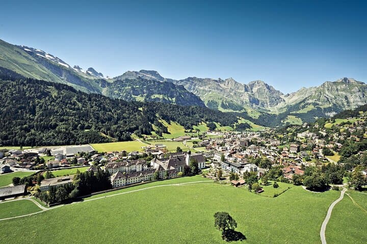 Private Tour to Lucerne, Engelberg and Titlis with Pick-up
