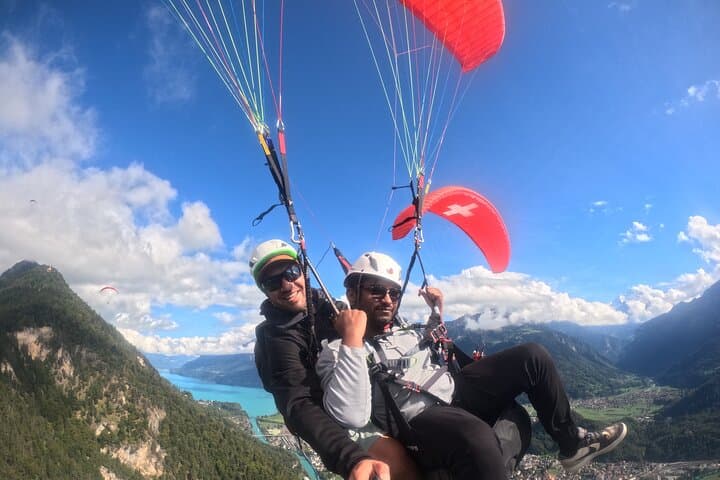 Interlaken Tandem Paragliding High Flight | Switzerland
