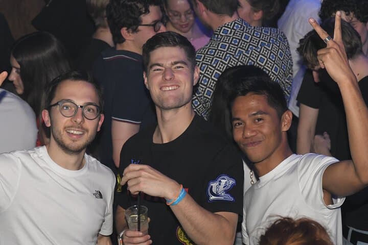 Pub Crawl Zurich