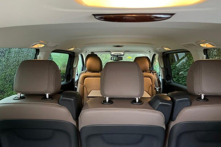 Private Luxury Transfers ZRH Airport to Zurich City in V Class