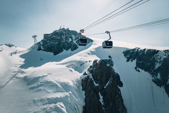 Lausanne: Day trip To Zermatt & Matterhorn with Skyglass bus