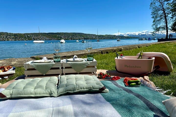 Cozy picnic products