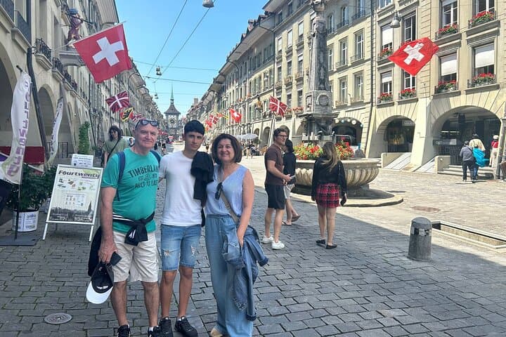 Bern Walking Tour: Explore Top Sights & Hidden Gems