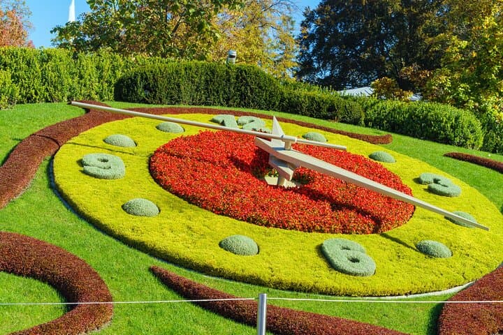 Kid-Friendly Private Tour of Geneva City Wonders for Families