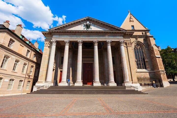 Kid-Friendly Private Tour of Geneva City Wonders for Families