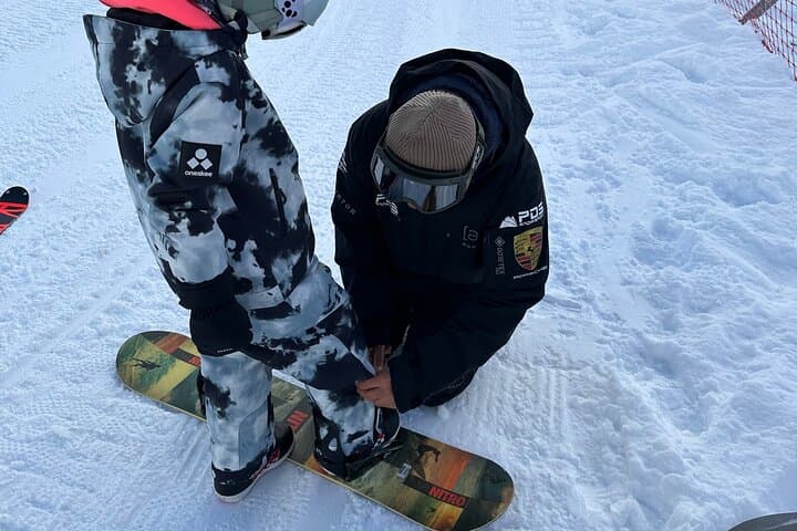 Private Snowboarding Lessons - 3 Hours Zermatt