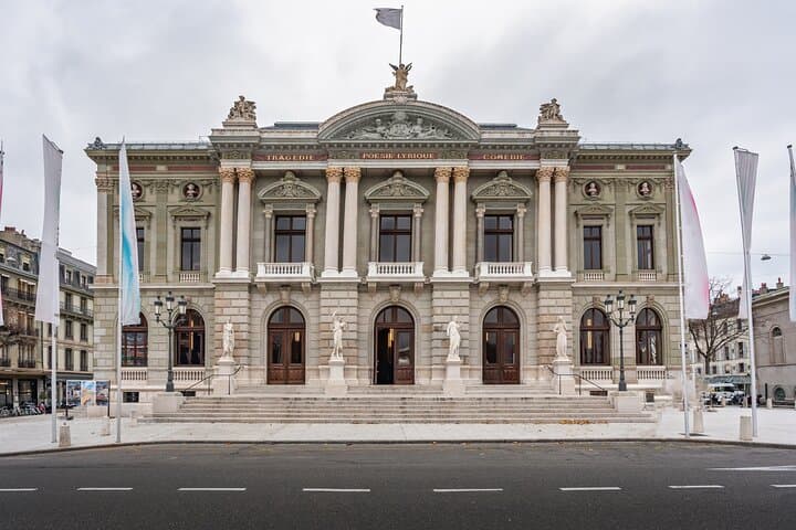 Geneva Old Town and Jewish History Private Walking Tour