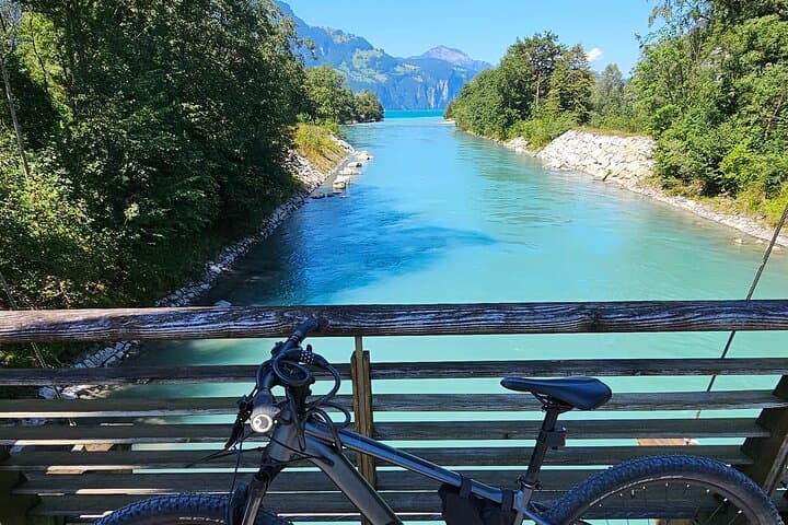 Scenic Bike Tour with a Lake Cruise Adventure