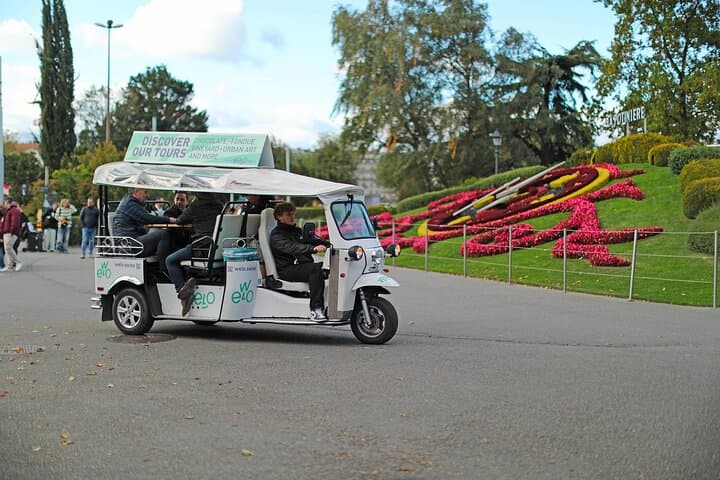 Private Guided Geneva 1 Hour 15 min TukTuk City Tour