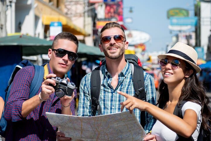 Private transfer from Zurich to Torino with 2h Sightseeing stop