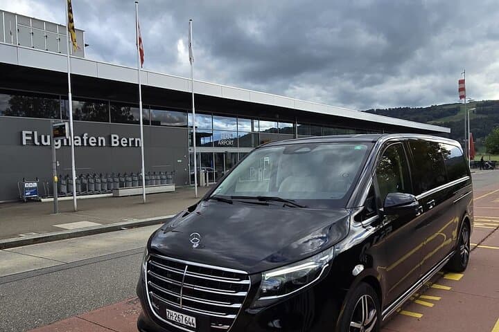 Private transfer Zurich to Basel (1-6 persons)