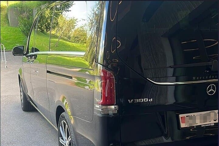 Private Transportation ZRH airport to Zurich city by Luxury Car